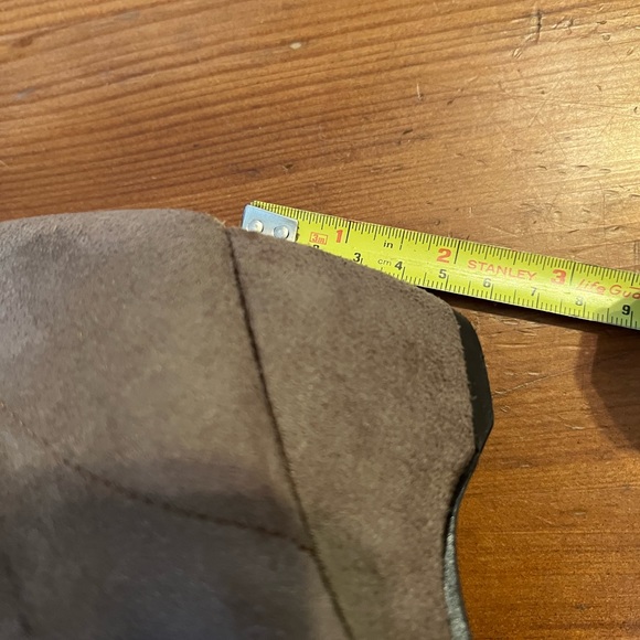 Faux Suede Pointed Toe Wedged Boots. Size EURO 38 - Picture 6 of 7